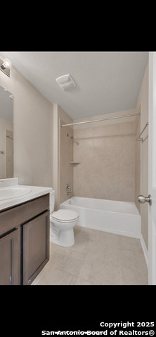Image 21 of 27 For 9227 Savoy Sands