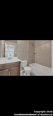 Image 23 of 27 For 9227 Savoy Sands