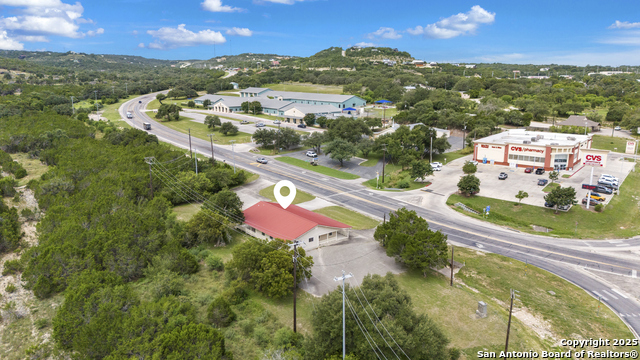 Listing photo id 25 for 42320 Fm 3159