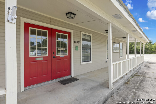 Listing photo id 1 for 42320 Fm 3159