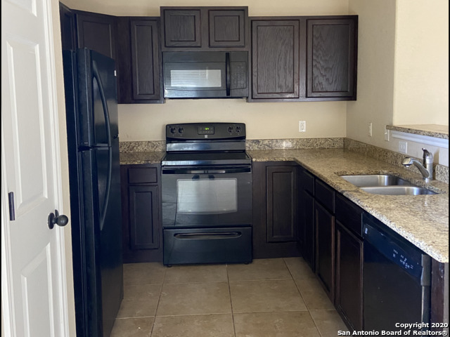 Image 4 of 19 For 7215 Golf Way  2
