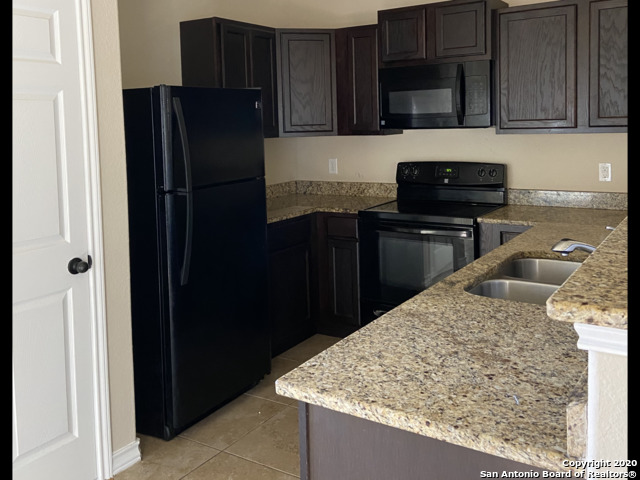 Image 5 of 19 For 7215 Golf Way  2
