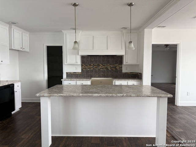 Image 8 of 21 For 668 Private Road 1519