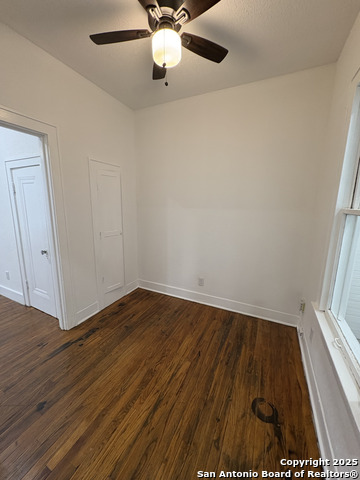 Image 6 of 20 For 805 W Summit Ave  1