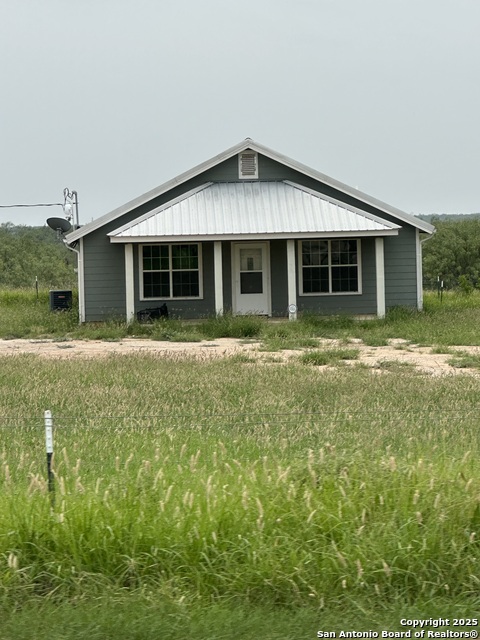 Details for 1651 Fm 186  , Carrizo Springs, TX 78834