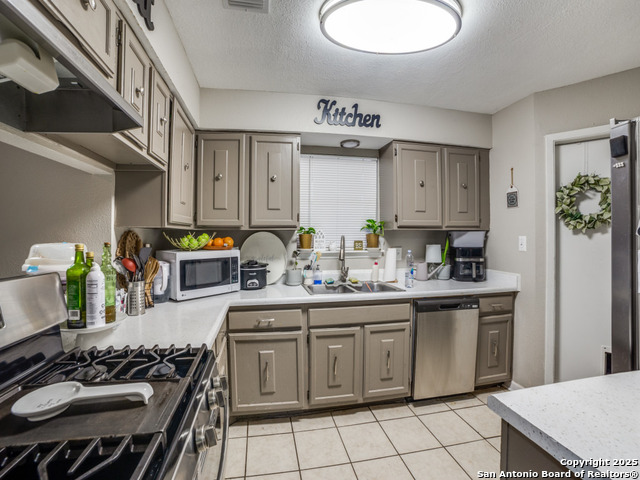 Image 3 of 12 For 11455 Previn