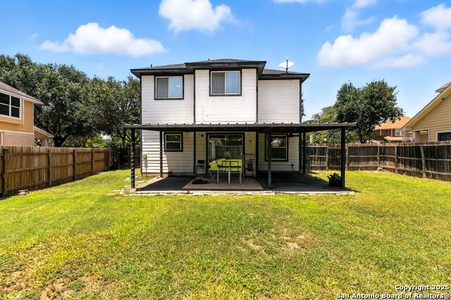 Listing photo id 25 for 4414 Canary Bend