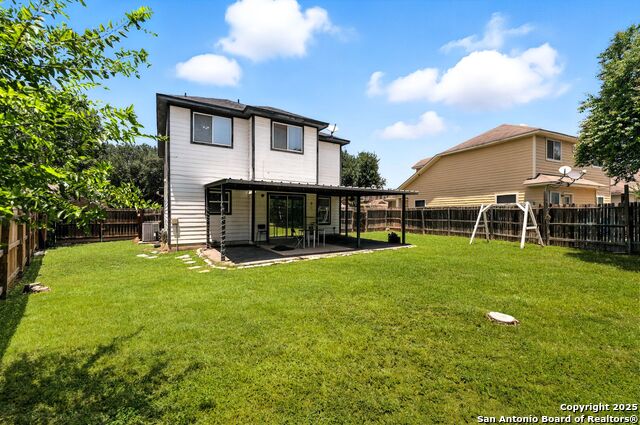 Listing photo id 29 for 4414 Canary Bend
