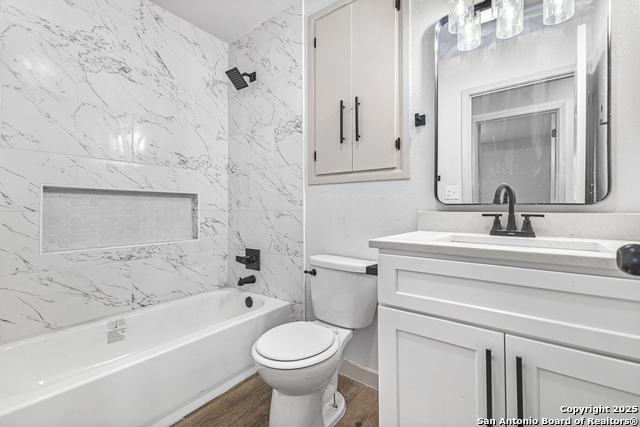 Listing photo id 8 for 9501 Bear Creek