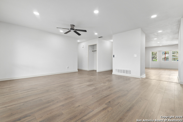 Listing photo id 1 for 9501 Bear Creek
