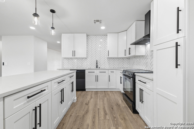 Listing photo id 3 for 9501 Bear Creek