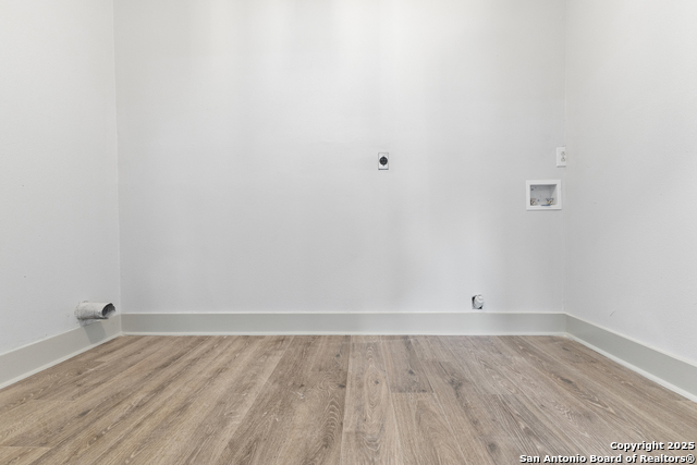 Listing photo id 6 for 9501 Bear Creek