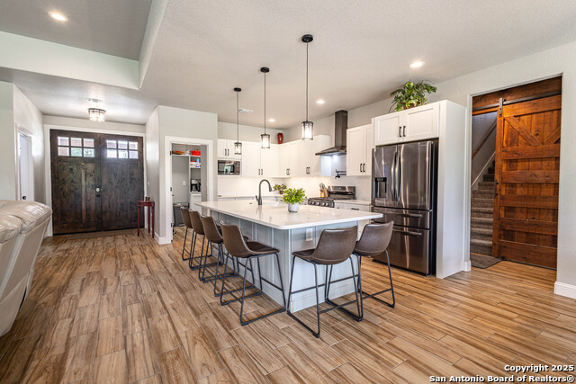Listing photo id 9 for 177 Short Meadow Dr E