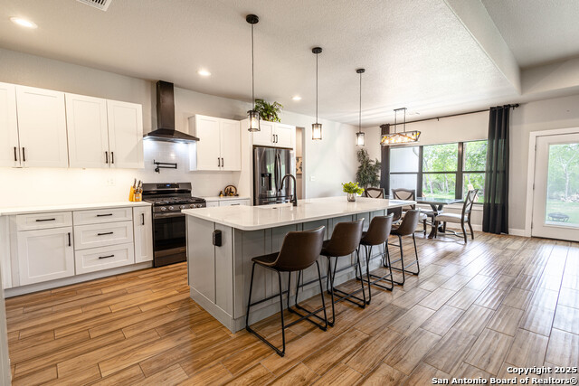 Listing photo id 10 for 177 Short Meadow Dr E