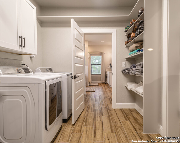 Listing photo id 19 for 177 Short Meadow Dr E
