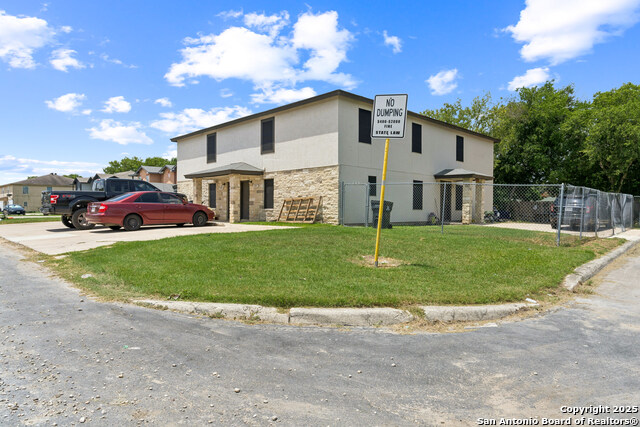 Details for 7587 Windsor Oaks, San Antonio, TX 78239