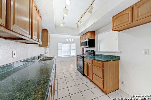 Image 11 of 27 For 7447 Elderberry