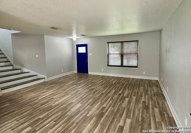 Image 3 of 17 For 6727 Millrock