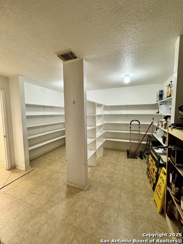 Image 7 of 17 For 6727 Millrock