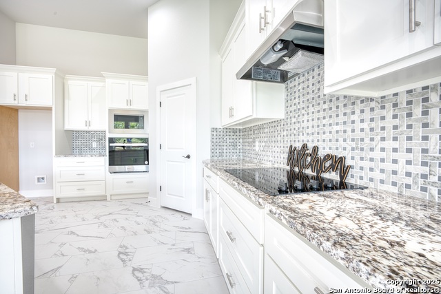 Listing photo id 14 for 7911 Alton Blvd
