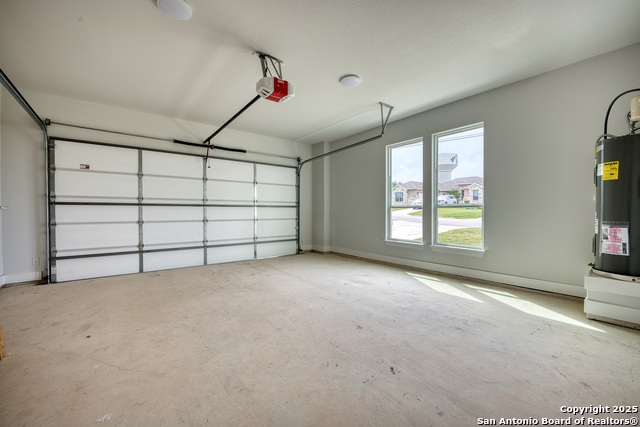Listing photo id 28 for 7911 Alton Blvd