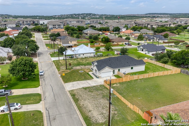 Listing photo id 34 for 7911 Alton Blvd