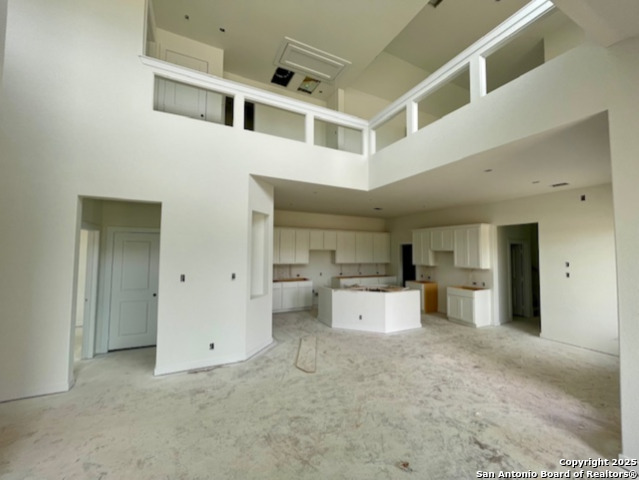 Listing photo id 5 for 9434 Chatside