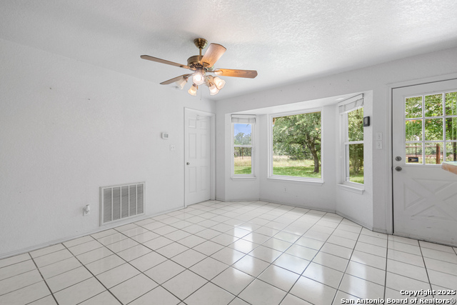 Image 10 of 32 For 620 Pleasant Valley Dr N