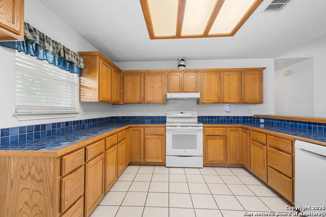 Image 12 of 32 For 620 Pleasant Valley Dr N