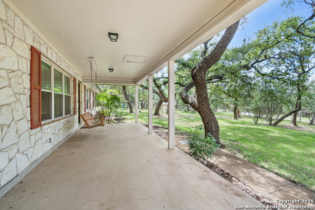 Image 5 of 32 For 620 Pleasant Valley Dr N