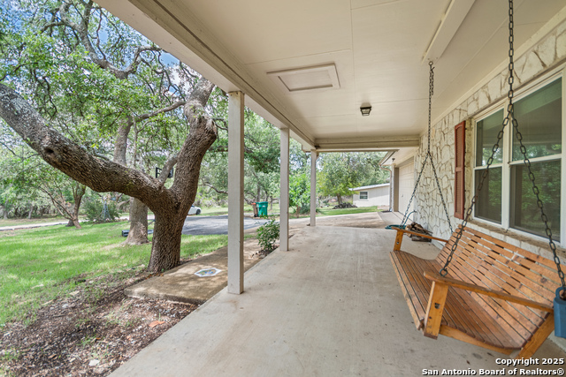 Image 7 of 32 For 620 Pleasant Valley Dr N