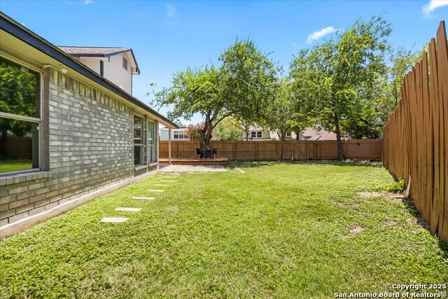 Image 31 of 43 For 10133 Sandyglen