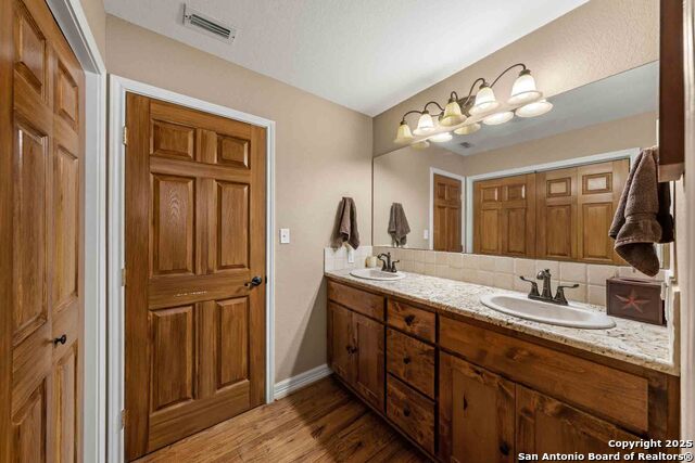 Listing photo id 40 for 171 Flach Rd