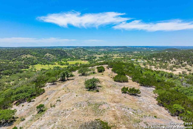 Listing photo id 75 for 171 Flach Rd