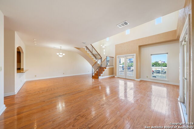 Image 9 of 39 For 225 Lexington  318