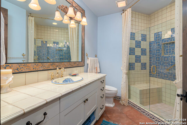 Listing photo id 14 for 1887 Arbolas Ct.