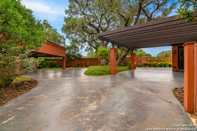 Listing photo id 24 for 1887 Arbolas Ct.