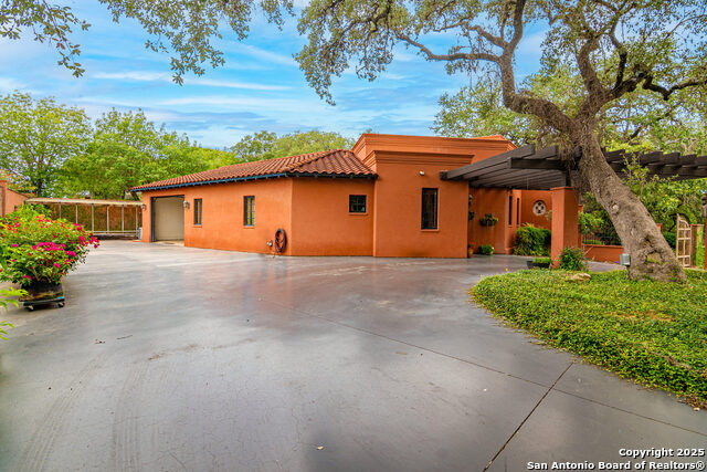 Listing photo id 43 for 1887 Arbolas Ct.