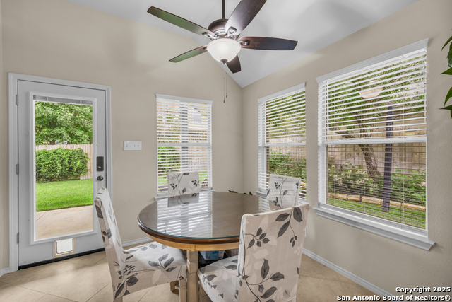 Image 12 of 52 For 486 Enchanted Oak