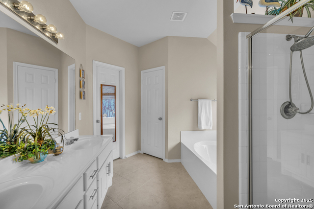 Image 17 of 52 For 486 Enchanted Oak