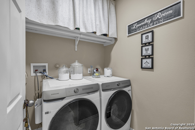 Image 24 of 52 For 486 Enchanted Oak