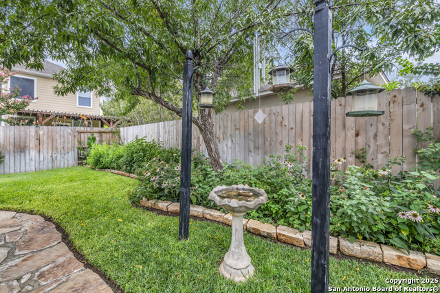 Image 38 of 52 For 486 Enchanted Oak