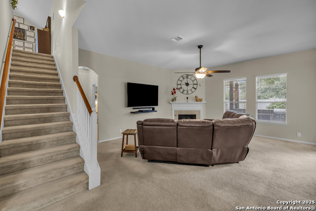 Image 7 of 52 For 486 Enchanted Oak