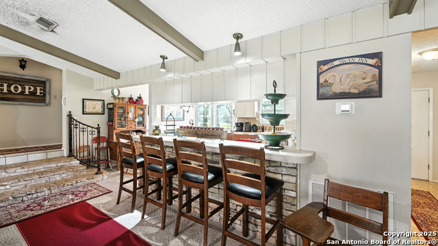 Listing photo id 11 for 781 Mary Preiss