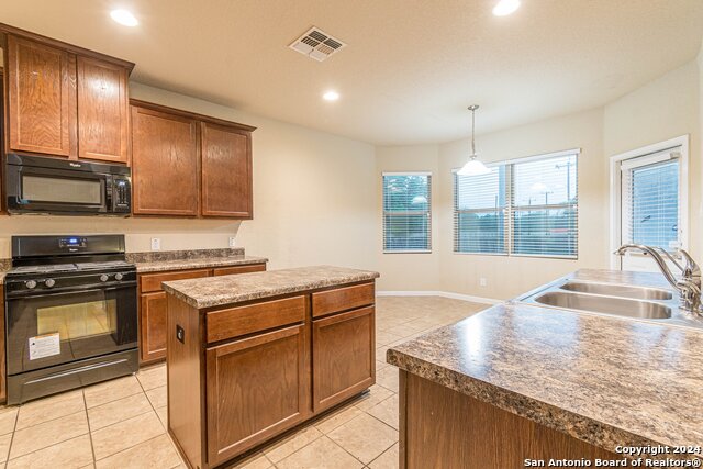 Image 9 of 20 For 6802 Fort Bend