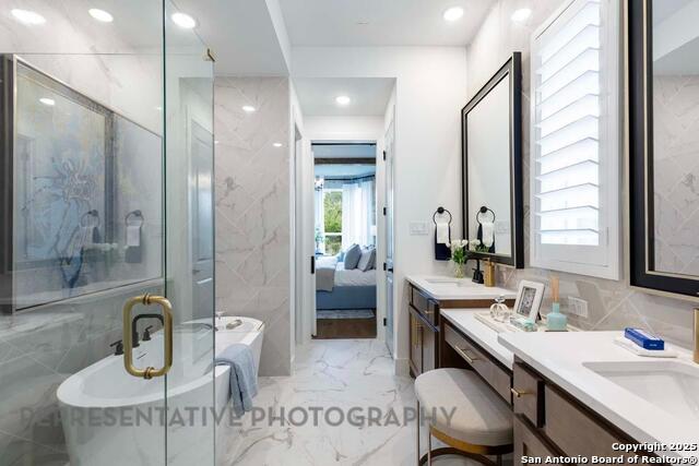 Listing photo id 14 for 163 Olmos Creek