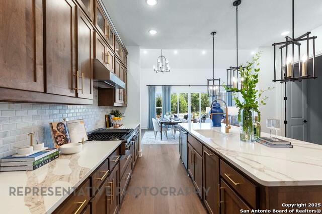 Listing photo id 6 for 163 Olmos Creek