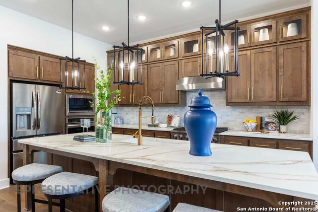 Listing photo id 7 for 163 Olmos Creek