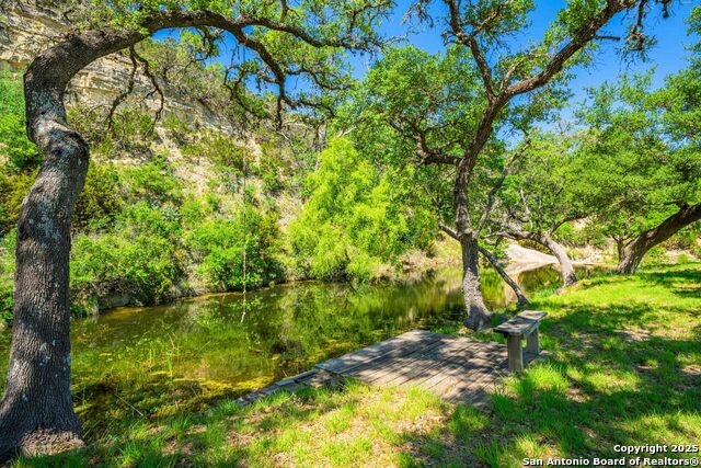 Listing photo id 54 for 165 Flach Rd