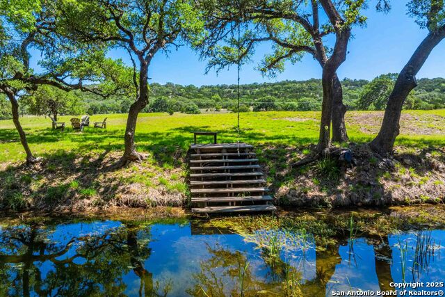 Listing photo id 55 for 165 Flach Rd